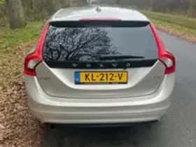 Volvo V60 (2016) thumbnail 15