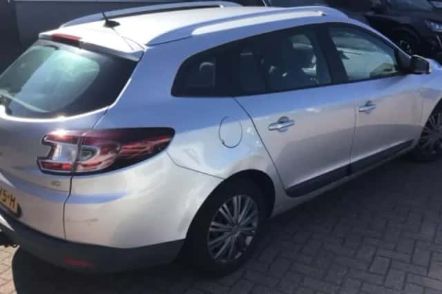 Renault Mégane (2011) thumbnail 2