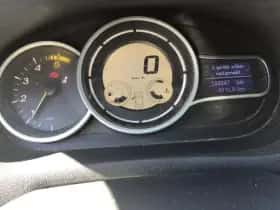 Renault Mégane (2011) thumbnail 5