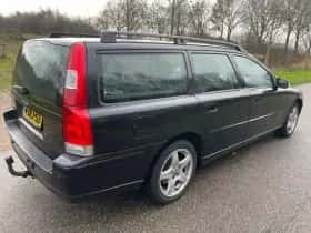 Volvo V70 (2007) thumbnail 3