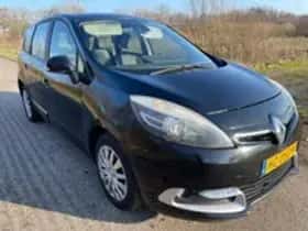 Renault Grand Scénic (2013) thumbnail 13