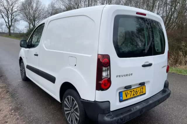 Peugeot Partner (2017) thumbnail 5