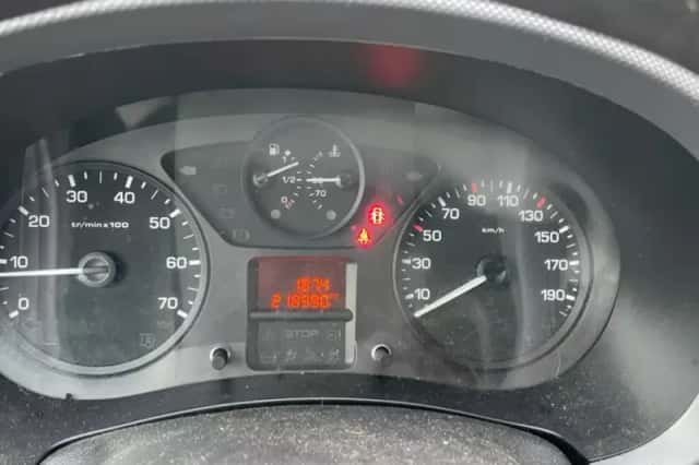 Peugeot Partner (2017) thumbnail 6
