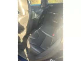 Volvo XC60 (2015) thumbnail 12