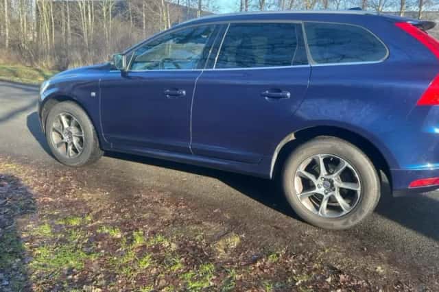 Volvo XC60 (2015) thumbnail 5