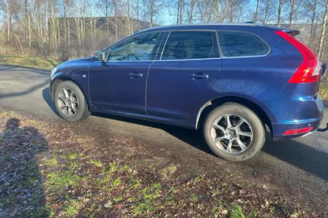 Volvo XC60 (2015) thumbnail 5