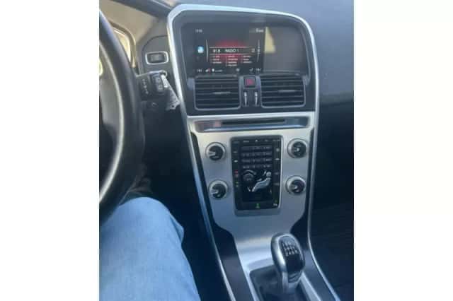 Volvo XC60 (2015) thumbnail 6
