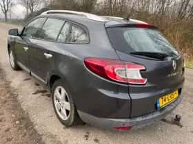 Renault Mégane (2010) thumbnail 2