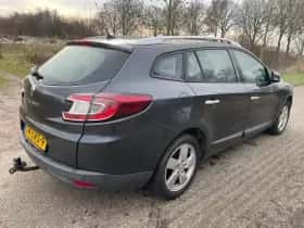 Renault Mégane (2010) thumbnail 5