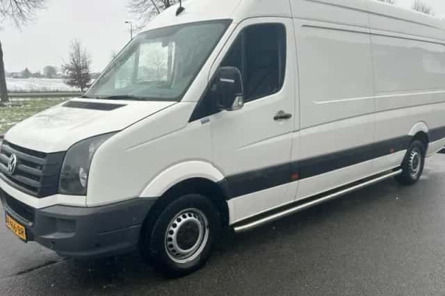 Volkswagen Crafter (2017) thumbnail 1