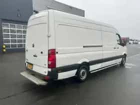 Volkswagen Crafter (2017) thumbnail 10