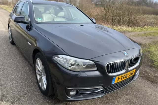 BMW 5-Serie (2014) thumbnail 2