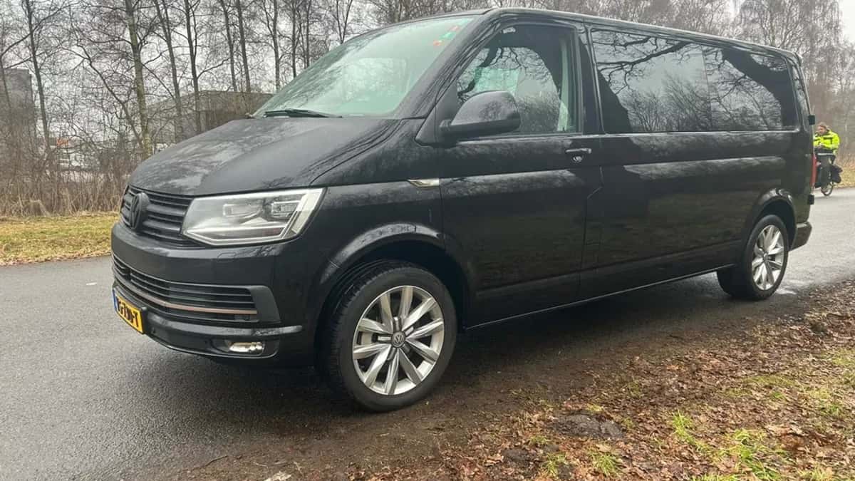 Volkswagen Transporter (2016) — foto 1