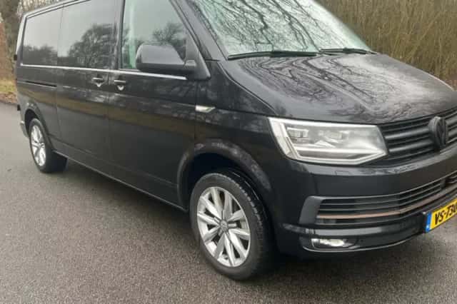 Volkswagen Transporter (2016) thumbnail 2