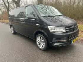 Volkswagen Transporter (2016) thumbnail 2