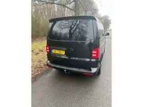 Volkswagen Transporter (2016) thumbnail 12