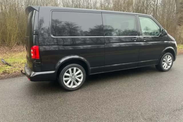 Volkswagen Transporter (2016) thumbnail 4