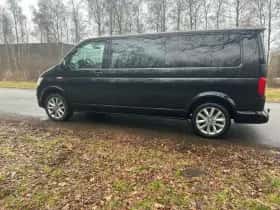 Volkswagen Transporter (2016) thumbnail 5