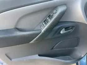 Citroën Grand C4 Picasso (2015) thumbnail 6