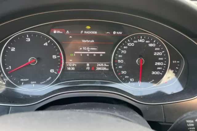 Audi A6 (2017) thumbnail 4
