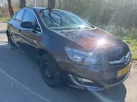 Opel Astra (2014) thumbnail 17