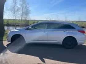 Hyundai i40 (2012) thumbnail 17