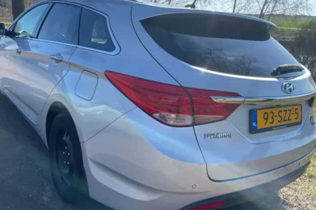 Hyundai i40 (2012) thumbnail 5