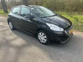 Peugeot 208 (2012)