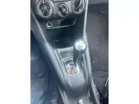 Peugeot 208 (2012) thumbnail 12