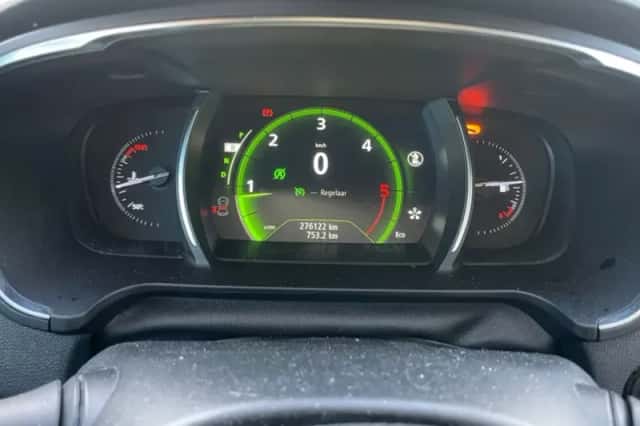 Renault Talisman (2016) thumbnail 6