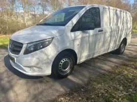 Mercedes-Benz Vito (2016) thumbnail 2