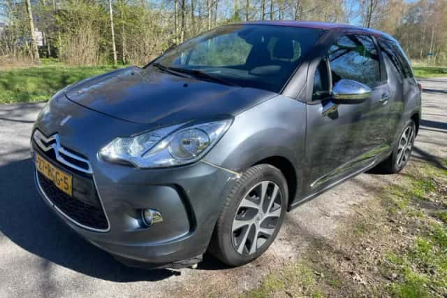 Citroën DS3 (2011) thumbnail 1