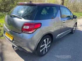 Citroën DS3 (2011) thumbnail 2