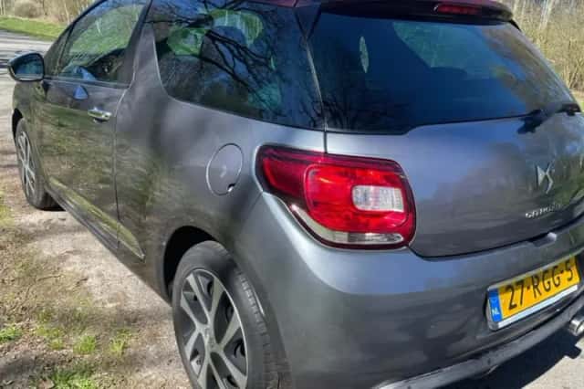Citroën DS3 (2011) thumbnail 3