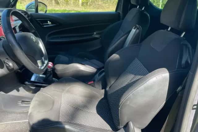 Citroën DS3 (2011) thumbnail 4
