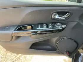 Renault Clio (2013) thumbnail 6