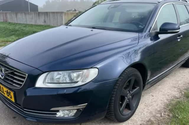 Volvo V70 (2015) thumbnail 1