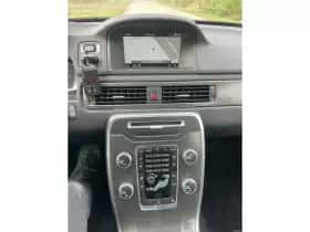 Volvo V70 (2015) thumbnail 11