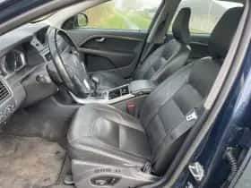 Volvo V70 (2015) thumbnail 5
