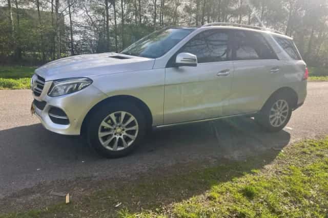 Mercedes-Benz GLE (2015) thumbnail 2