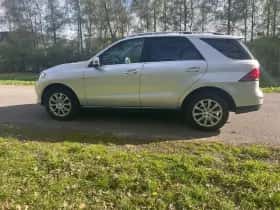 Mercedes-Benz GLE (2015) thumbnail 7