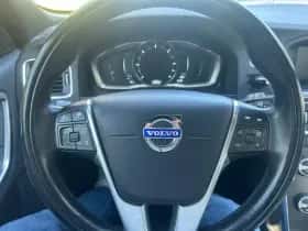 Volvo V60 (2014) thumbnail 13