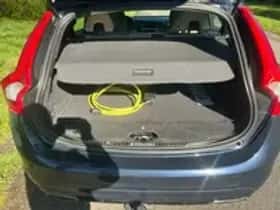 Volvo V60 (2014) thumbnail 21