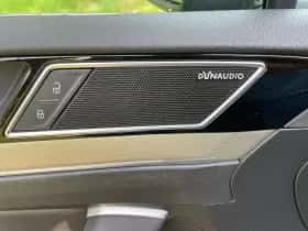 Volkswagen Passat (2016) thumbnail 11