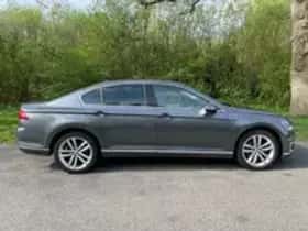 Volkswagen Passat (2016) thumbnail 17