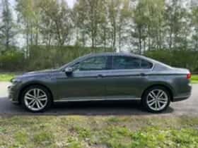 Volkswagen Passat (2016) thumbnail 20