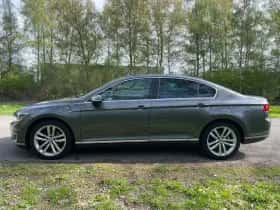 Volkswagen Passat (2016) thumbnail 6