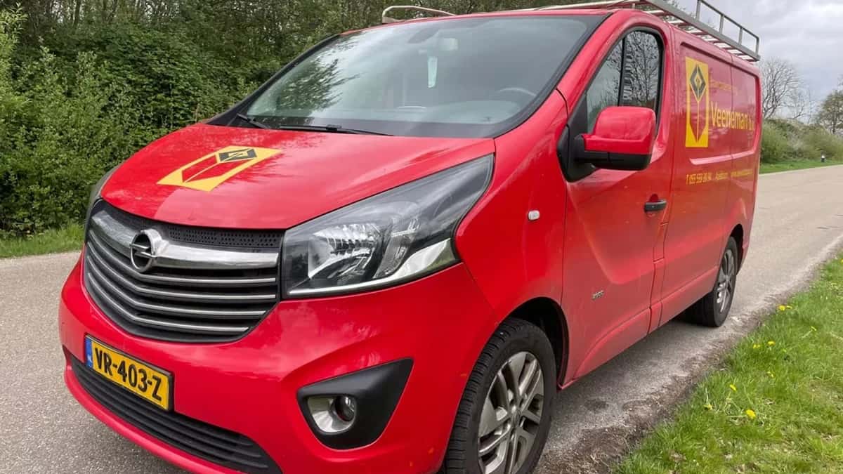 Opel Vivaro (2015) — foto 1