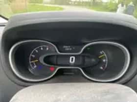 Opel Vivaro (2015) thumbnail 15