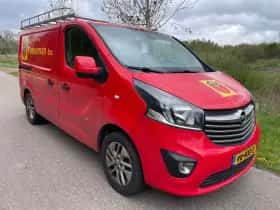 Opel Vivaro (2015) thumbnail 3